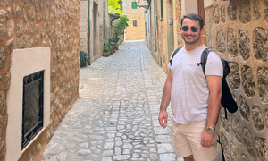 Dr. Kondoleon in an alley in Spain