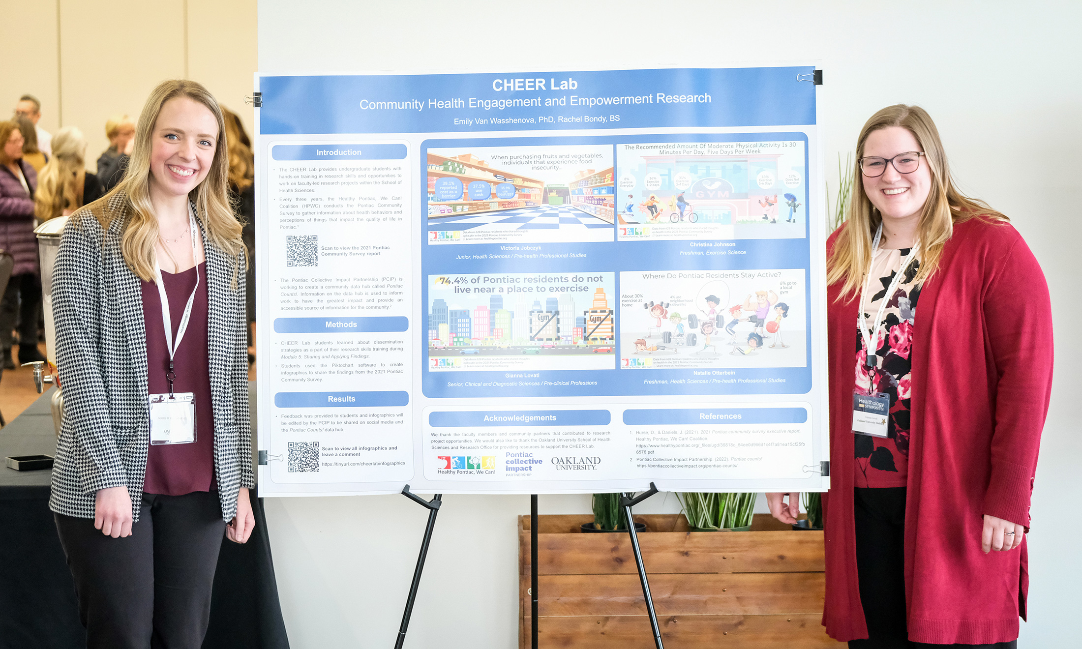 CHEER Lab students present a research poster