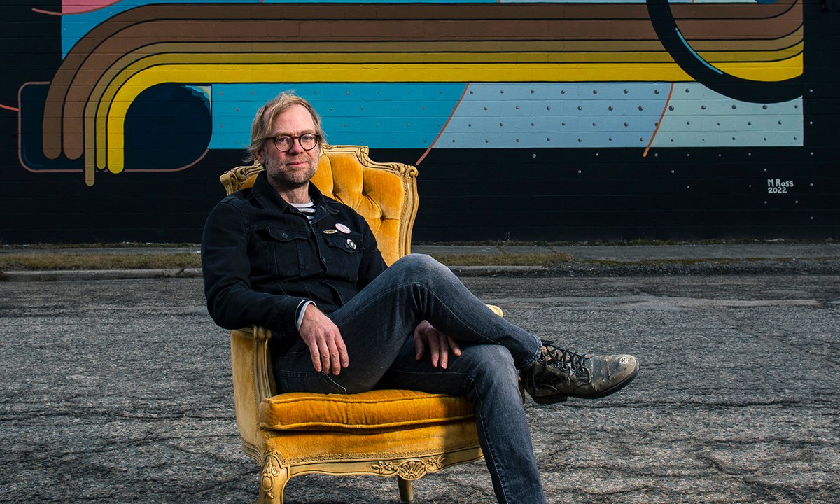 In the Gold Seat with Mike Ross