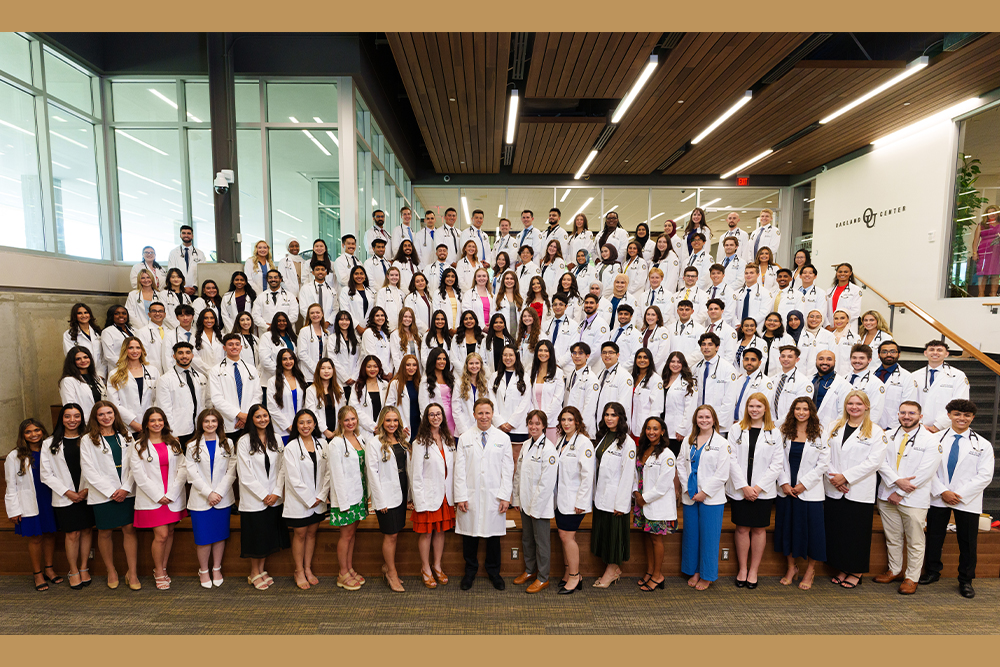 An image of Dr. Carpenter and the Class of 2025