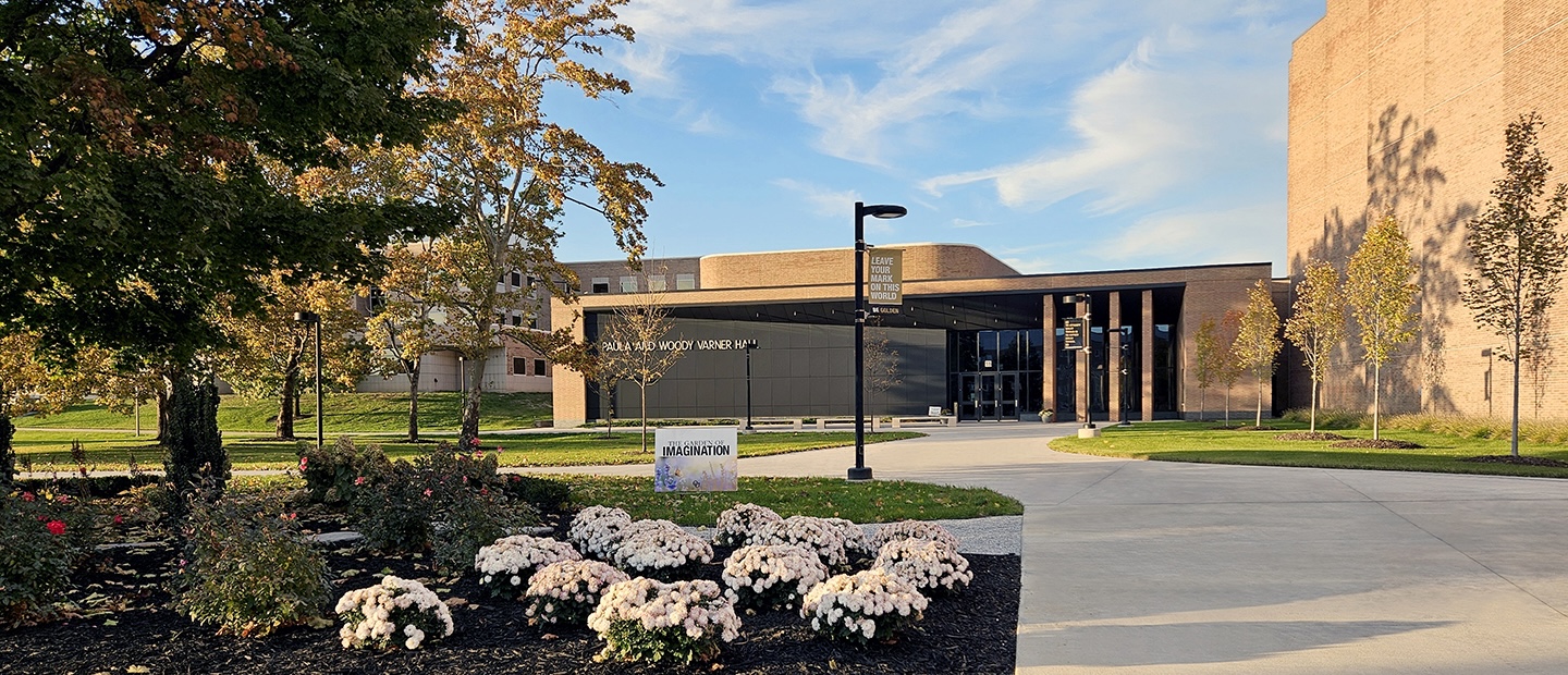 A photo of Varner Hall at Oakland University